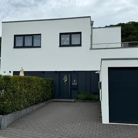 Unter Den Weinbergen Apartment *