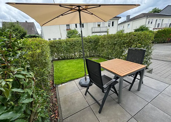 Unter Den Weinbergen *